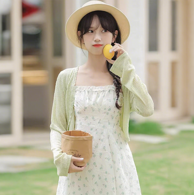 绿色