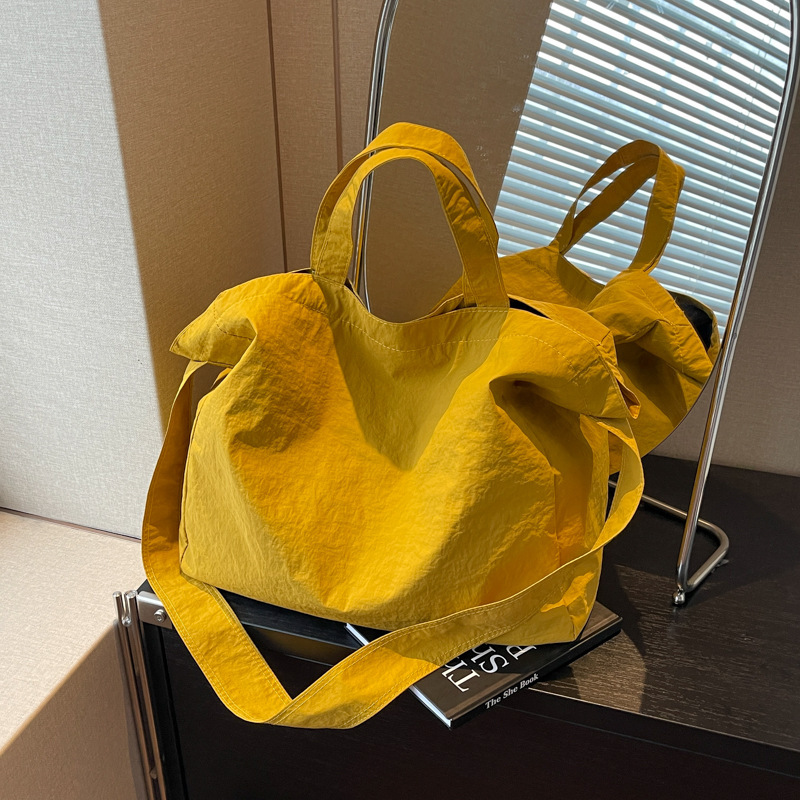 Solid Color All-match Tote Bag Women's 2024 New Large Capacity Casual Student Class Shoulder Bag Simple Handbag