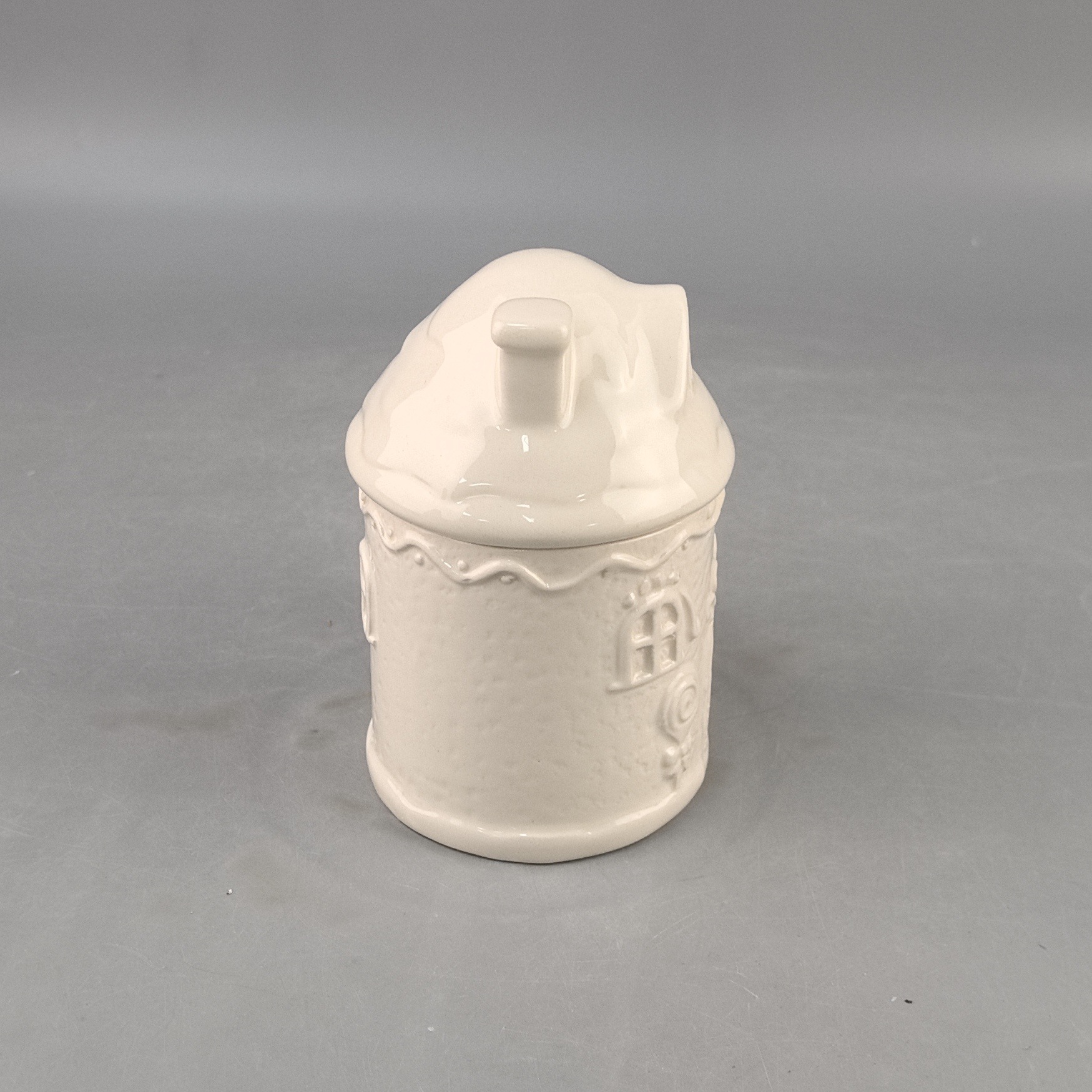 Navidad personalizada blanca pura encantadora casa taza de cerámica creativa taza de agua casera taza con tapa pareja