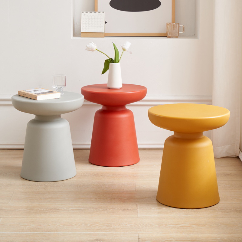 Sofá junto a la mesa de té de la sala de estar simple mesa redonda de cama moderna mesa de cabezal de cama de plástico esquina de mini mesas pequeñas