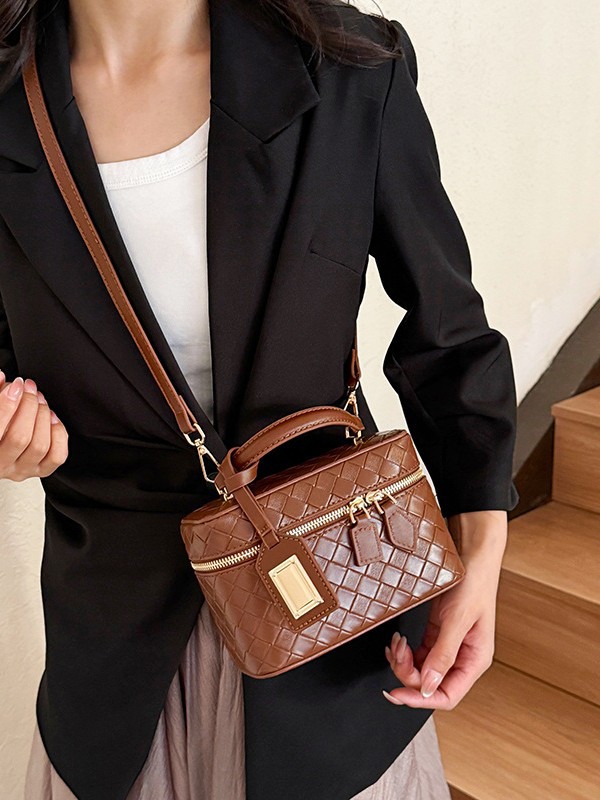 Bolso para mujeres 2026 nuevo cross-border tejido caja de mano bolso cuadrado de alta calidad lujoso ligero bolso de moda