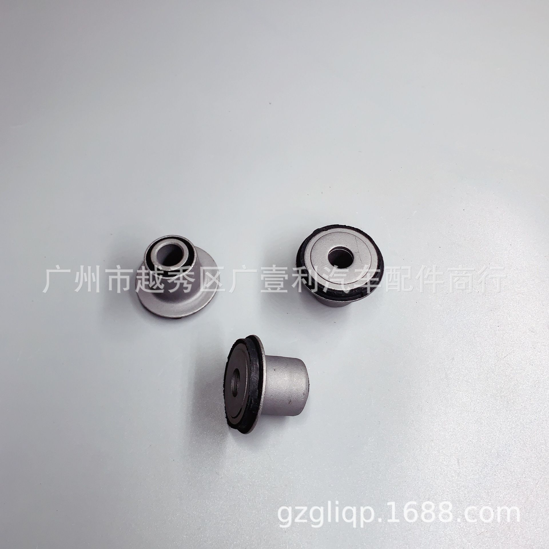 Suitable for 45516-28050 45516-44040 45522-60030 ACR30 steering gear fixed rubber sleeve