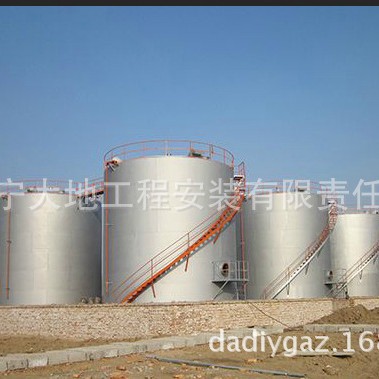 大地油罐公司，专业现场制作安装大型储罐，油罐，化工储罐，