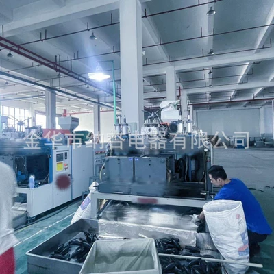 cars, oil suction hose, urea – Kempinq və səyahət