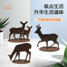 新款2025圣诞节鹿型摆件圣诞雪橇立体金属工艺品剪影装饰品氛围感