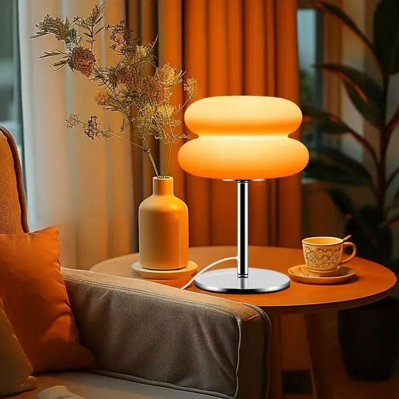 Lámpara de escritorio de crema de macarón medieval sala de estar dormitorio estudio cabecera de cama red atenuable luz nocturna hongo lámpara decorativa