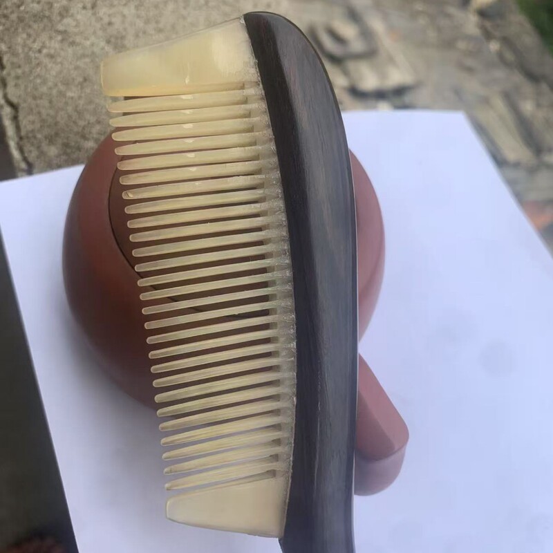爆款紫光檀镶羊角齿加厚鼓柄梳鼓柄镶羊角齿按摩梳檀木按摩|undefined