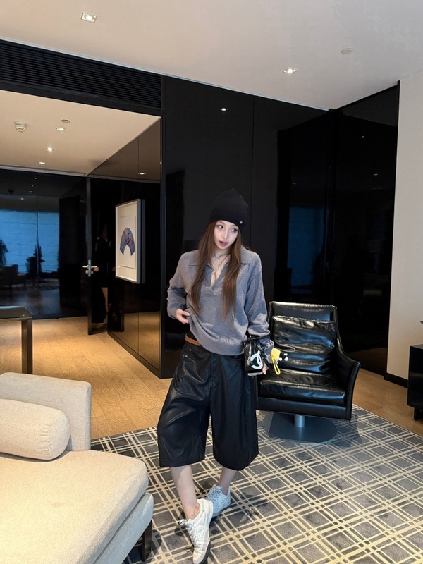 灰色polo长袖上衣针织衫美式七分阔腿休闲皮裤女2025秋季新款套装|undefined