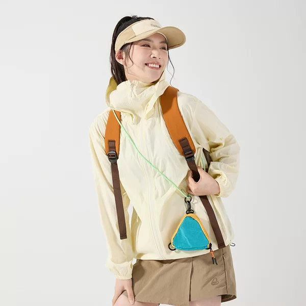 2026 New Mountain Style Couple's Sun Protection Jacket for Women, Ultra-thin Breathable UV Protection Coat, Outdoor Sun Protection Clothing for Men