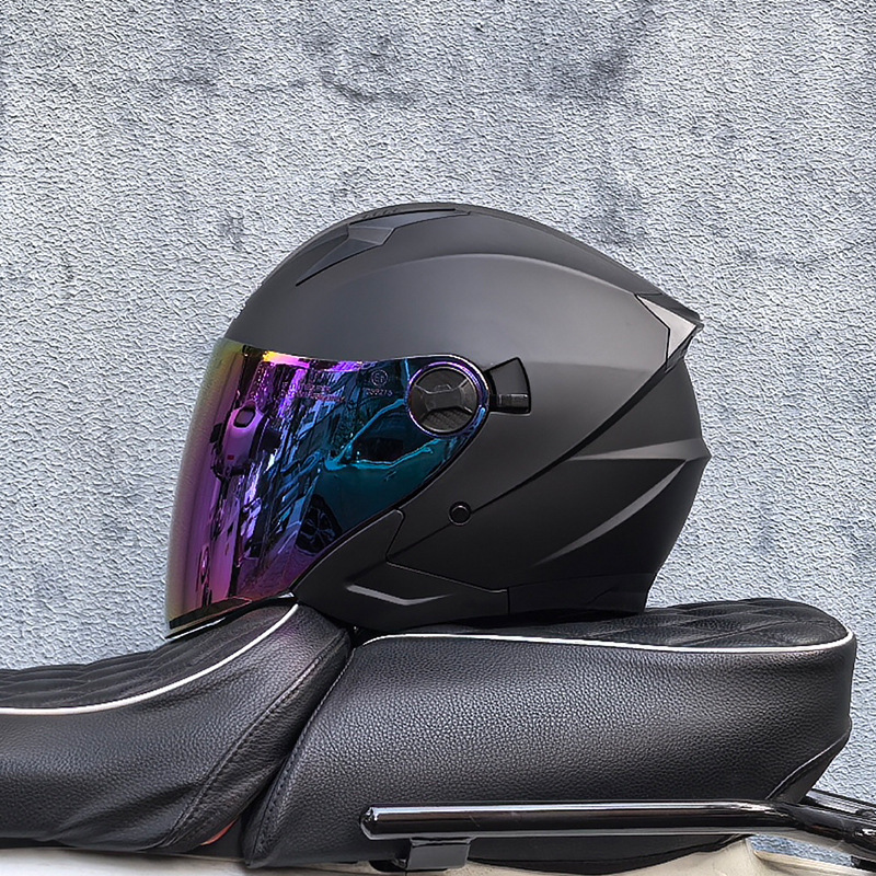 Negro tonto con chapado en color