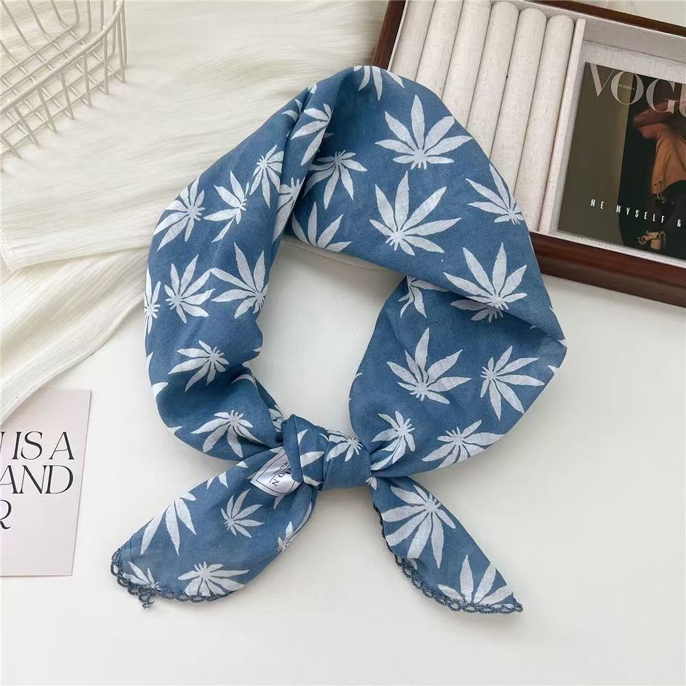 70수 면 사각 타월 - 단풍잎 코발트 블루