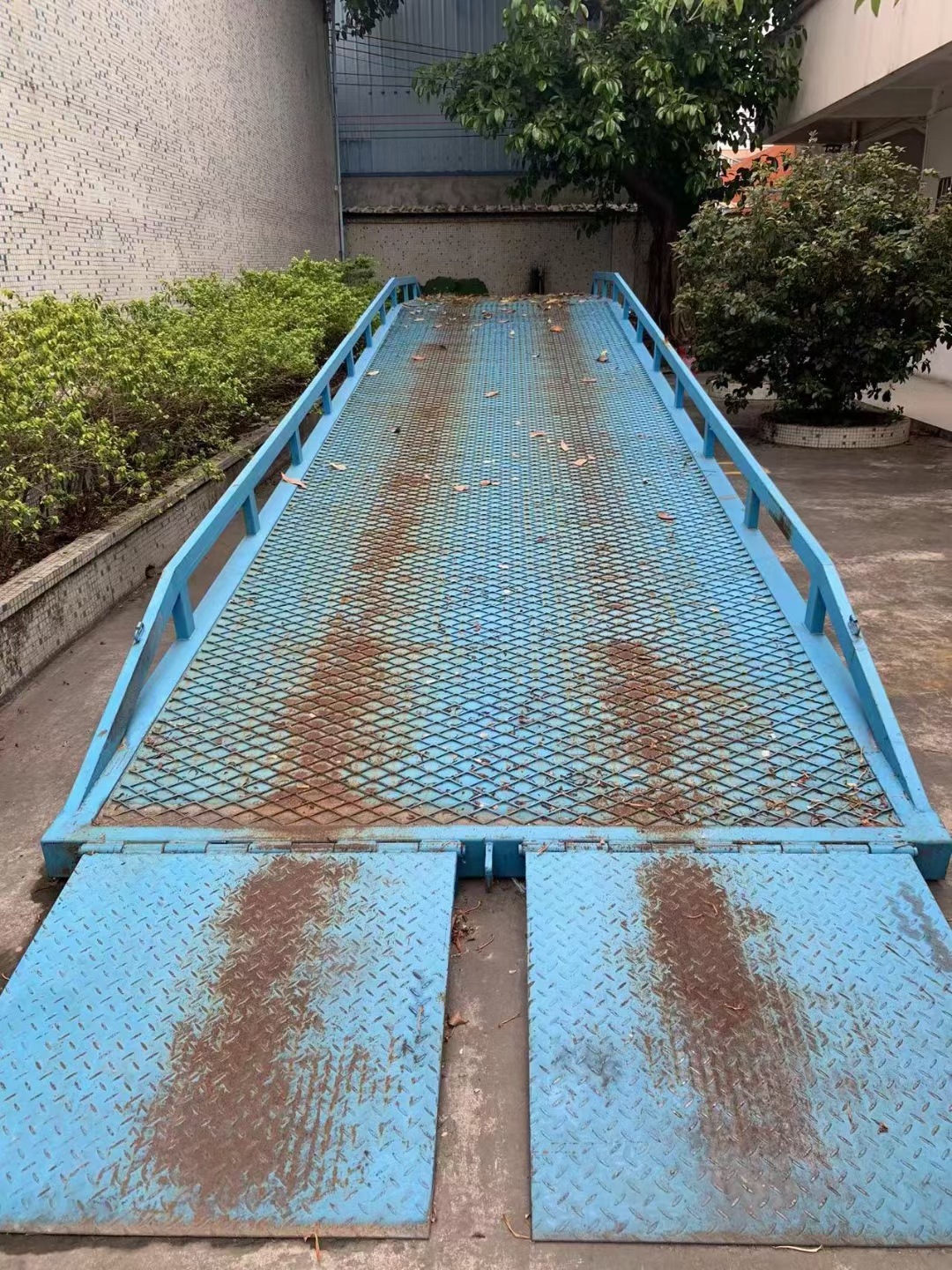 High price recycling of second-hand loading lift platform and…