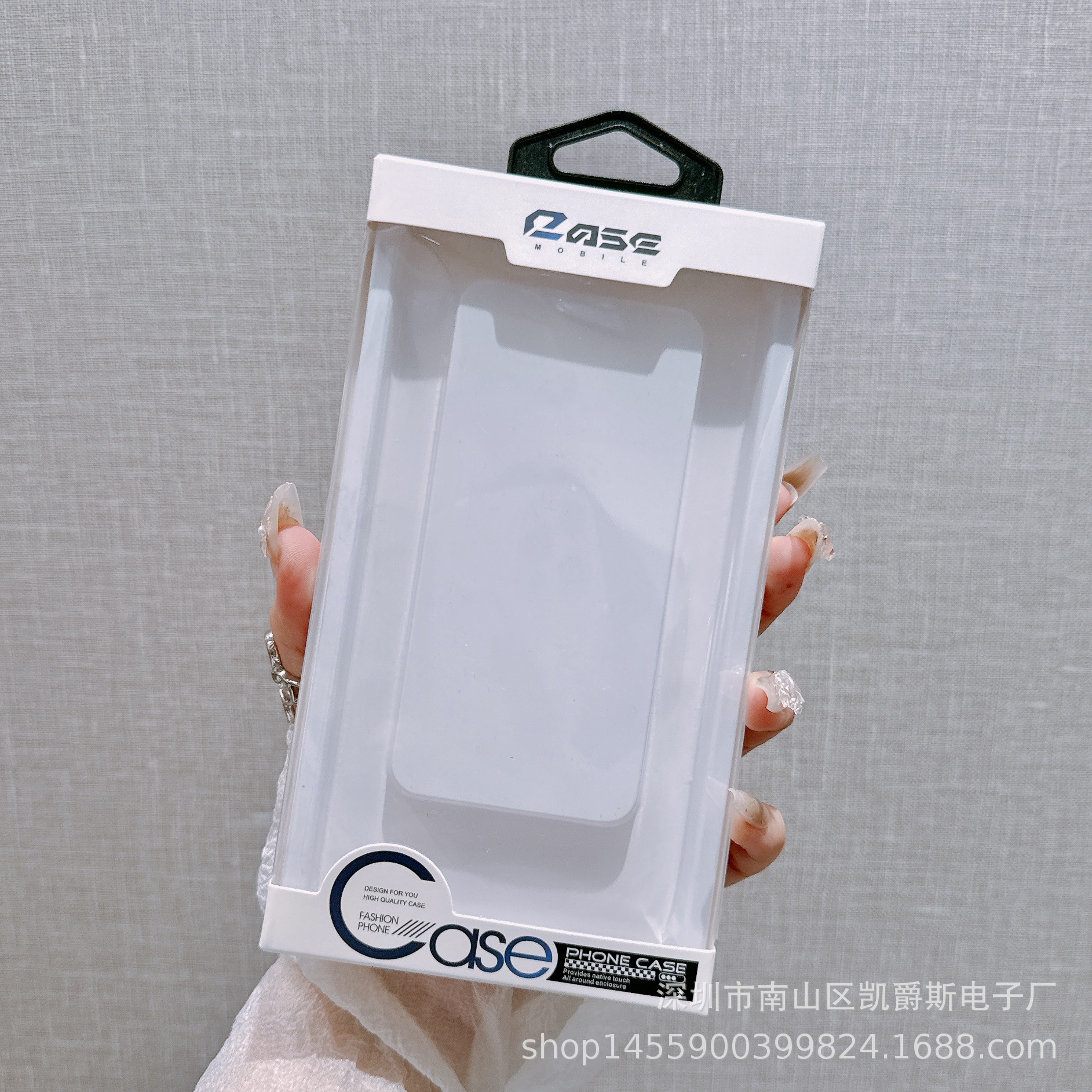 흰색 내부 트레이