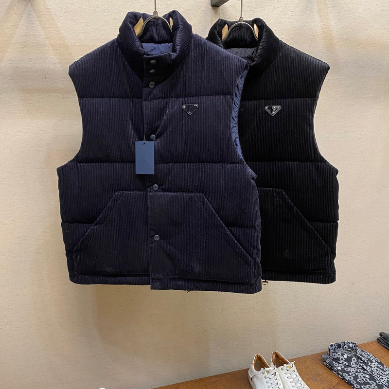 Differentiate Quality: New Corduroy Stand Collar Micro-Label Triangle Sleeveless Windproof and Cold-Proof Men's and Women's Vest down Jacket Differentiate Quality: New Corduroy Stand Collar Micro-Label Triangle Sleeveless Windproof and Cold-Proof Men's and Women's Vest down Jacket