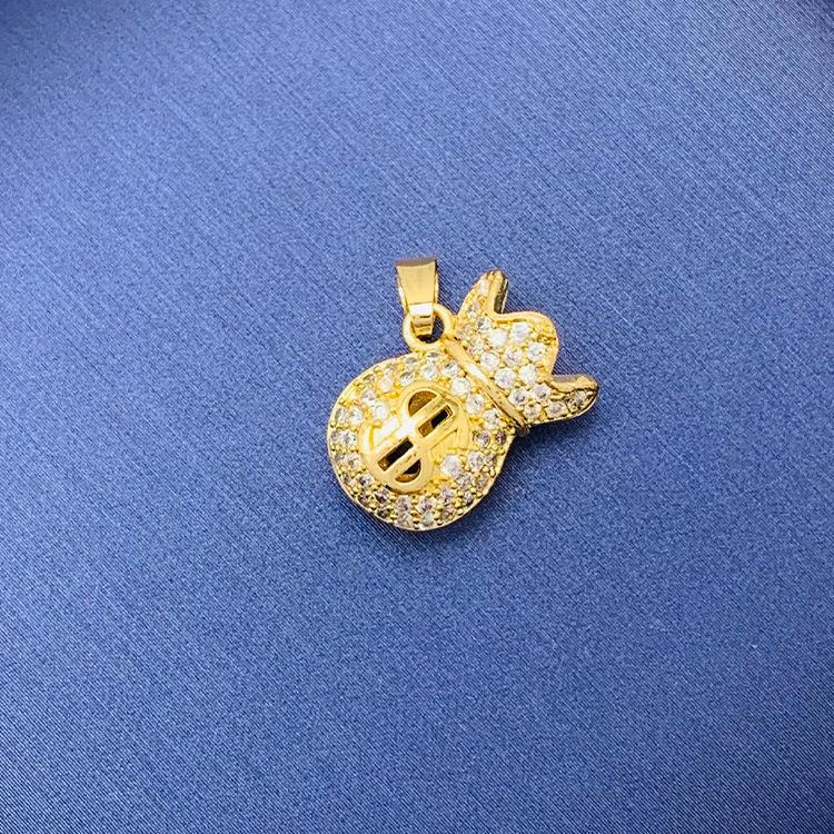 Tiktok Venta caliente colgante al por mayor auto-seleccionado 100 cobre colgante único con fuente de cadena de fábrica al por mayor sin cadena