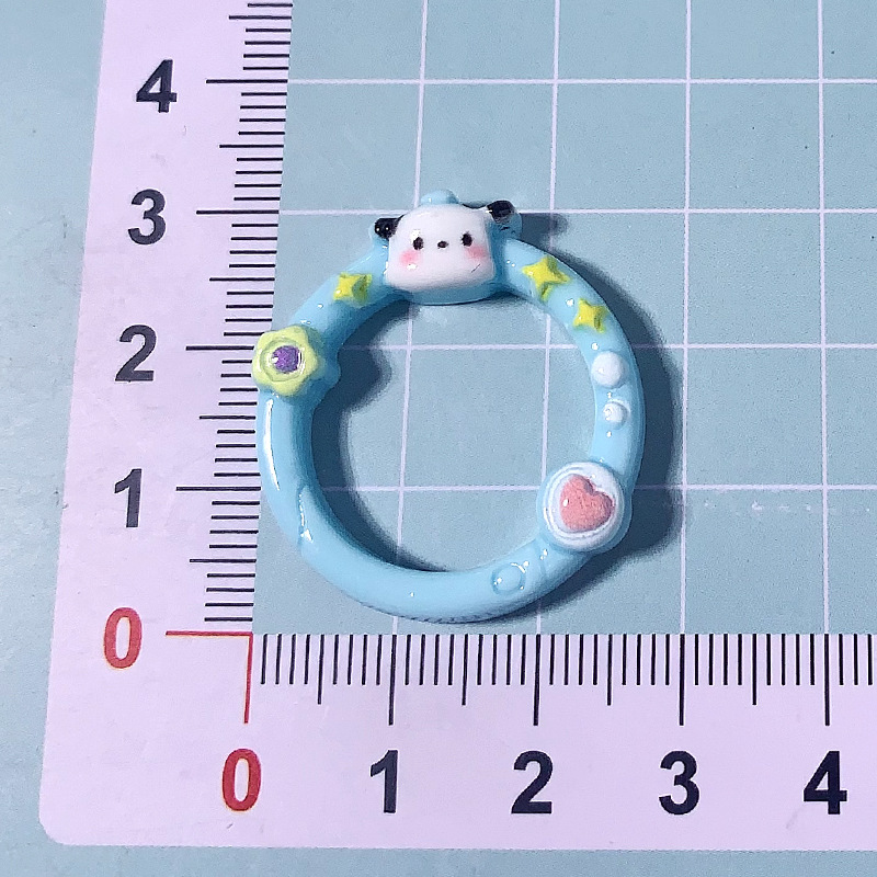 Nuevos dibujos animados Sanrio Pacha imitación anillo abierto DIY accesorios de resina adornamiento para el cabello crema caja de teléfono móvil llavero