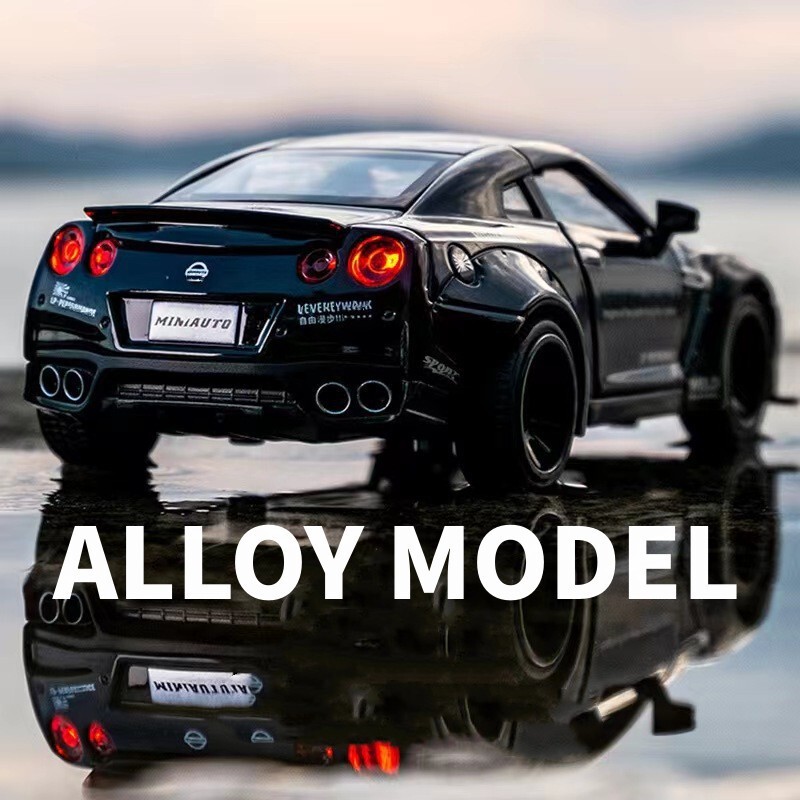 1:32 Jianyuan Gtr Alloy Car Model Artificial Racing Sports Car Kidsren's Pull-Back Toy Car Collection Ornaments