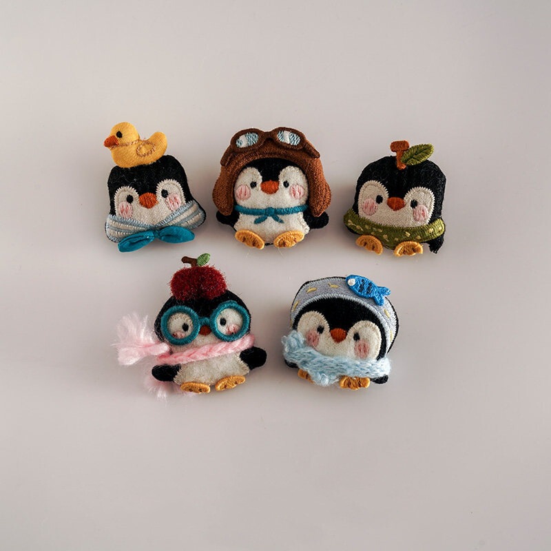 Fabric Animal Brooch Cute Aviator Penguin Creative Cartoon Pin Accessory for Men's and Women's Hats, Clothing, and Scarves Fabric Animal Brooch Cute Aviator Penguin Creative Cartoon Pin Accessory for Men's and Women's Hats, Clothing, and Scarves