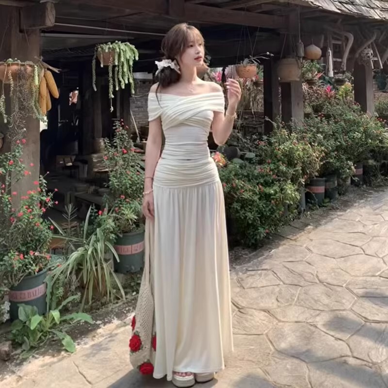 French-Style White Off-Shoulder Dress for Women, 2026 New Early Summer Outfit, Elegant Waist-Cinching Long Dress Set