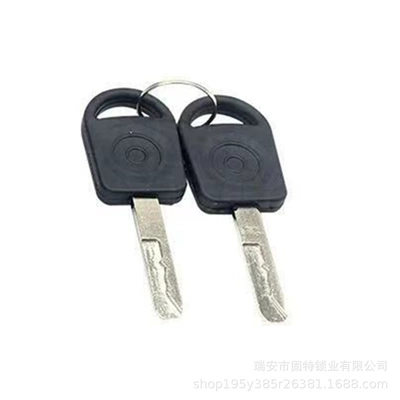 China heavy truck haowo: Tank cap