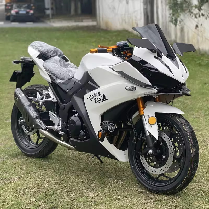 Large V3 Series Two-Wheeled Motorcycle for Highway Racing, Large and Stylish Bike, R3 Horizon Heavy Street Bike, Sports Bike