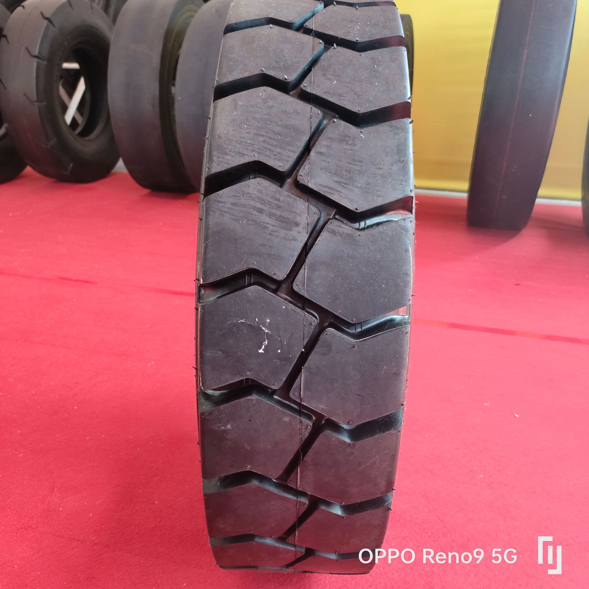 825-20叉车胎杭叉工业机械轮胎加厚耐磨半实心工程轮胎厂家直销