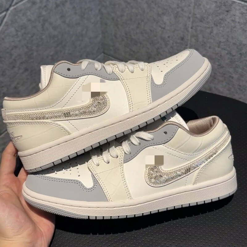Factory stock cross-border AJ 1 low-top friction sound versatile white comfortable shoes for men and women Jordan casual sports basketball