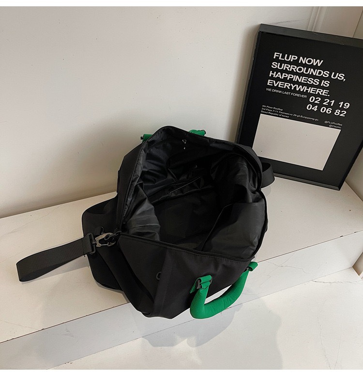 Travel bag, large capacity, expandable