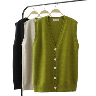 Simple Korean style plus size knitted waistcoat 2023 spring new chubby girl Western style all-match V-neck sweater vest 2081