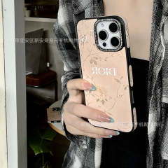 フラッシュダイヤモンドレンズオールインクルーシブサイドステッカーライト高級トレンディブランドiPhone16Promaxに適したヨーロッパとアメリカの落下防止Apple保護ケース