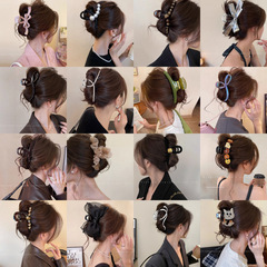 韓国ニッチデザインシャーククリップ、女性用の大きな見栄えの良いヘアアクセサリー、女性用のレイジースタイルのヘアクリップ、髪の量の多い女性用のヘアクリップ、ヘッドバンド