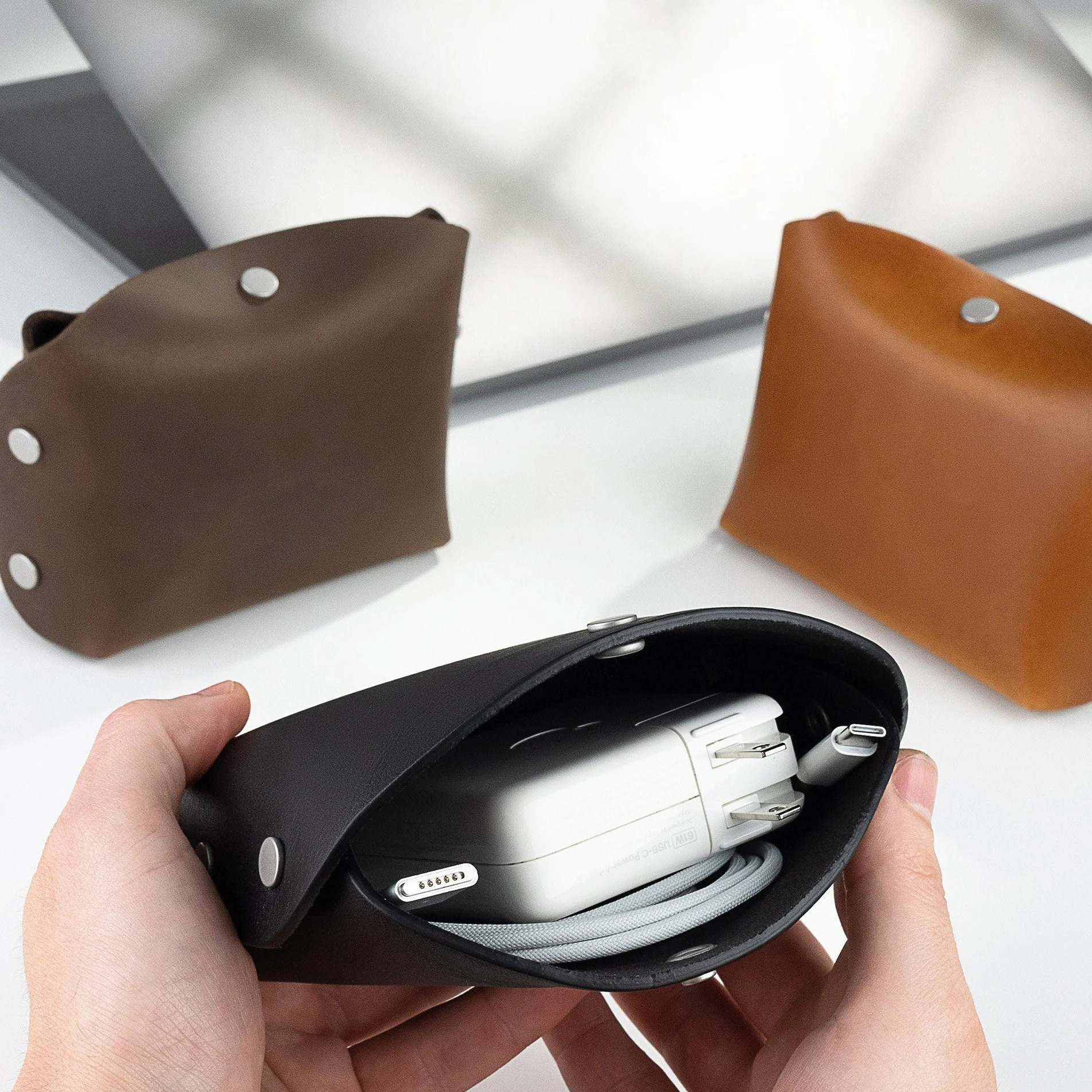 充电器移动电源收纳包PU皮革数码配件皮套便携平板电脑鼠标收纳包