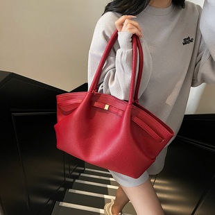 Cross-border Bag Niche Design Tote Bag Large Capacity Women's Portable Shoulder Bag Commuter Advanced Underarm Bag Bags