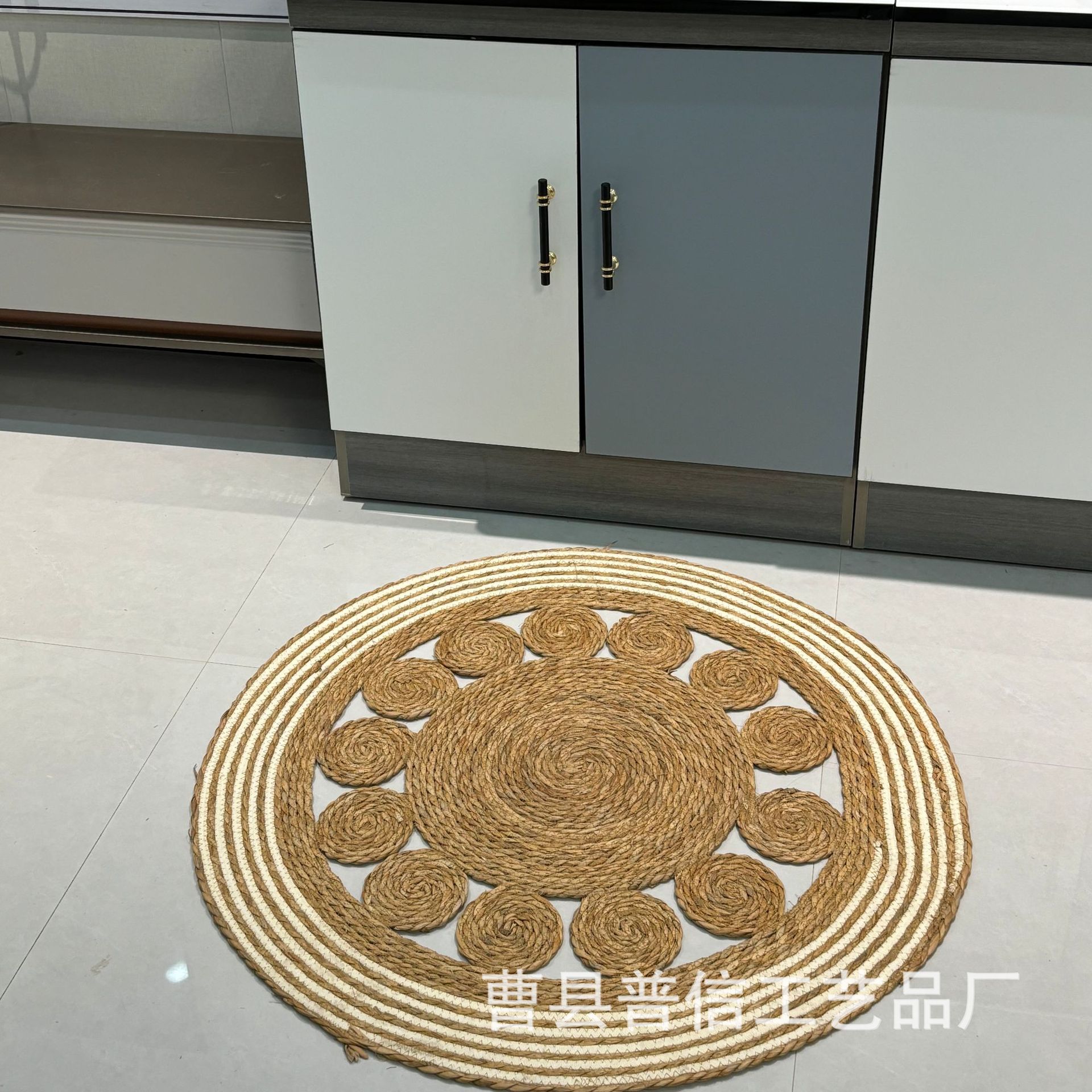 Estera de lona hecha a mano alfombra trenzada redonda en la sala de estar estera de puerta de entrada ventana de tatami estera trenzada de paja