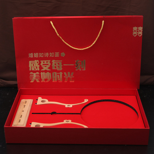 One piece drop-shipping fan holder for bride Xiuhe knot wedding China Xiuhe fan gift box