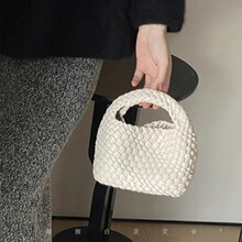 ���ֹ�����С���ذ��߼������X����������б���朗lС���μ��Ů