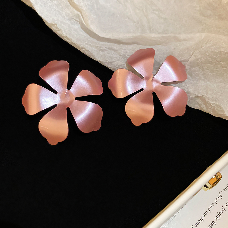 Pendientes de flores mate pintados con aguja de plata Pendientes de temperamento dulce de súper hada coreana Pendientes de lujo ligero Pendientes de alta calidad mujeres image 7
