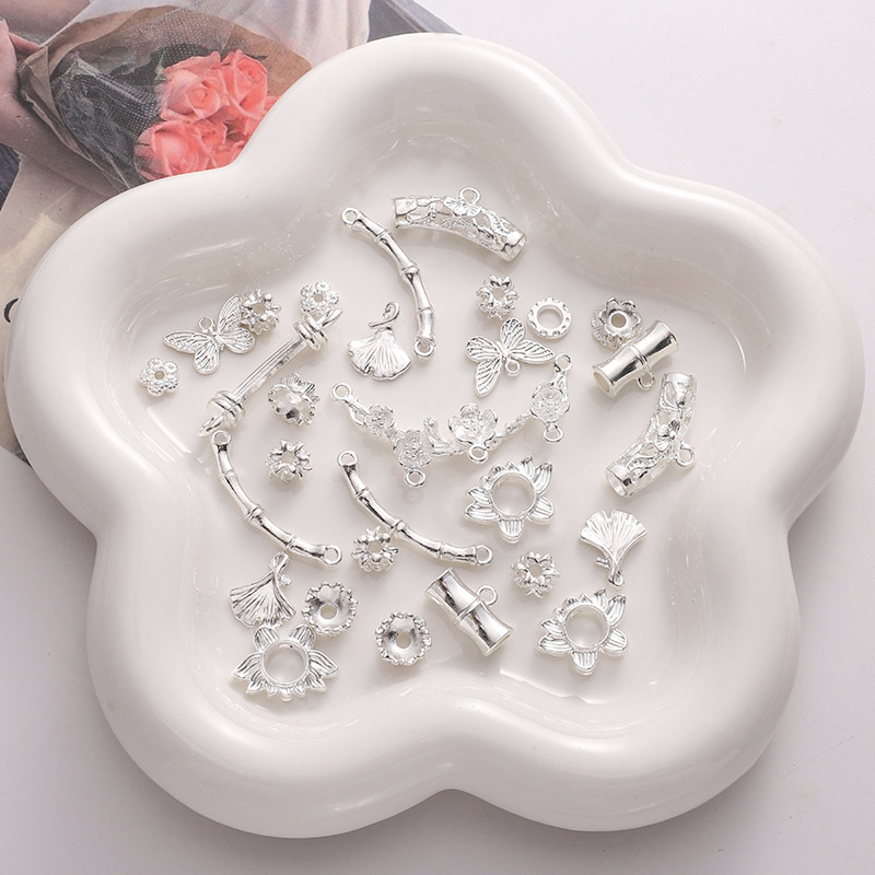 Alloy new Chinese accessories carved tee handmade diy beaded bracelet material bag accessories manufacturers supply