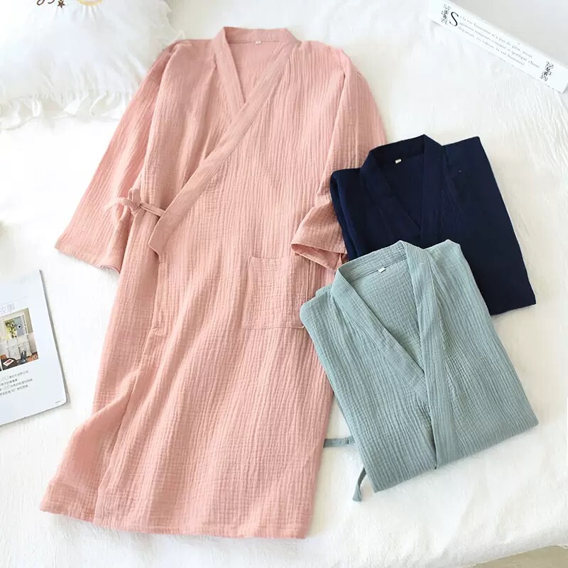 Spring, Autumn and Summer Crepe Men's and Women's Thin Crepe Japanese Style Double-Layer Gauze Kimono Cotton Bathrobe Japanese Style Robe Couple Spring, Autumn and Summer Crepe Men's and Women's Thin Crepe Japanese Style Double-Layer Gauze Kimono Cotton Bathrobe Japanese Style Robe Couple