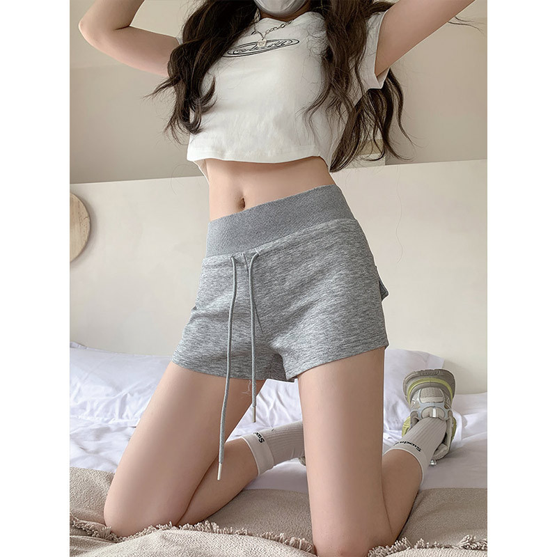 Gray Low-Waist Sports Shorts for Women, Spring and Autumn 2026 New High-Waist Outerwear Hot Girl Style Five-Point Shorts, Summer Slimming Hot Pants