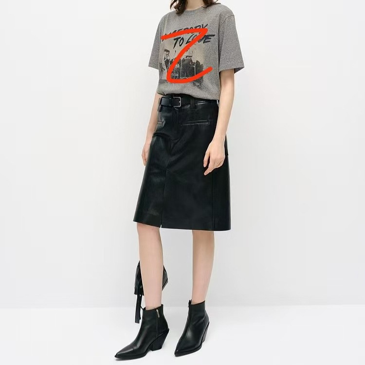 【Same style as in the mall】Short-sleeve T-shirt with vintage rock print, loose fit 10008 【Same style as in the mall】Short-sleeve T-shirt with vintage rock print, loose fit 10008