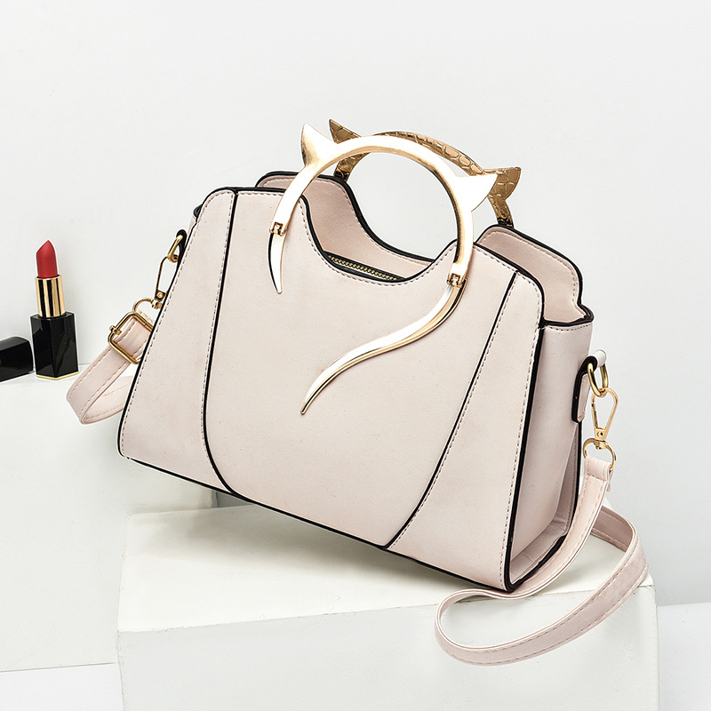 Bolso bandolera versátil para mamá 2025, bolso de mano de moda de verano, fabricante de comercio exterior, bolso elegante para damas.