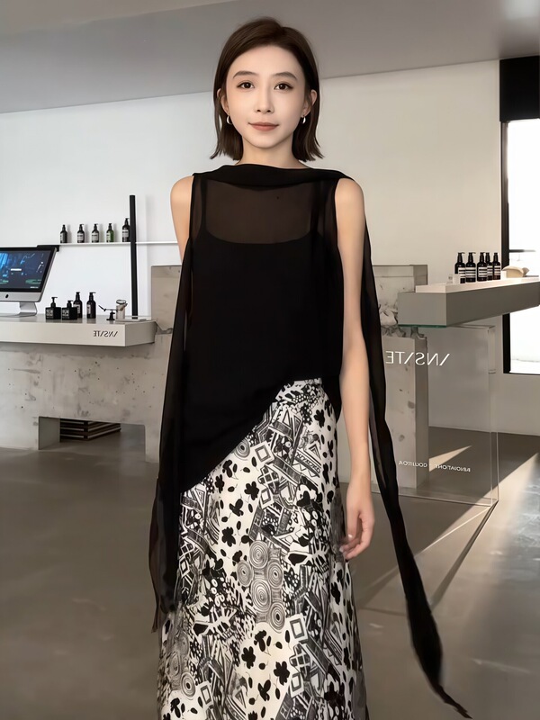Irregular Ribbon Round Neck Sleeveless Chiffon Shirt for Women New Summer Style Light Luxury Exquisite Flowing Slightly Sheer Top Irregular Ribbon Round Neck Sleeveless Chiffon Shirt for Women New Summer Style Light Luxury Exquisite Flowing Slightly Sheer Top