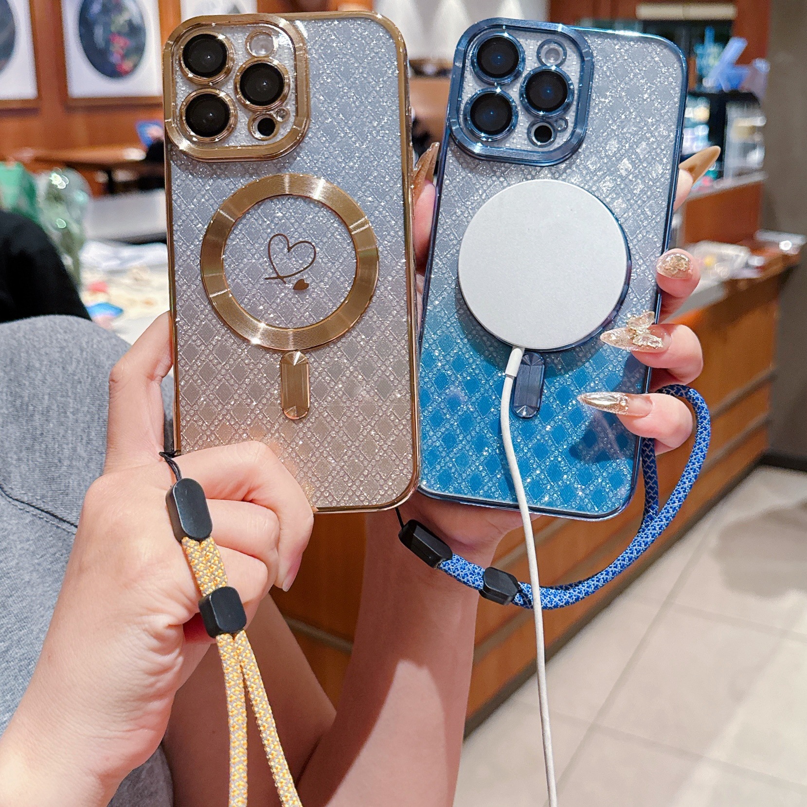 碳纤维纹理爱心闪粉手绳手机壳适用三星S25镜头膜S24FE少女风S21