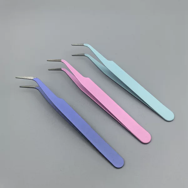 Specialized tweezers for bead crafts, macaron-colored false eyelash tweezers, pointed and curved tips, DIY journaling and handicraft tools wholesale