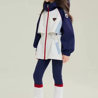 女童外套2026秋季正品新款大童童装儿童秋装可爱女孩拼色软壳上衣