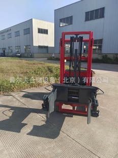 All-electric oil drum stacker truck overturning rotating material dumping
