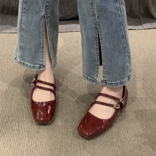 �ָ��Ƽtɫ������СƤЬŮ2024���¿��ļ���ʽ����Ь���^�WԺ�LЬ