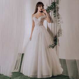 外贸法式轻婚纱礼服2026新款森系简约新娘一字肩超仙出门主纱裙冬