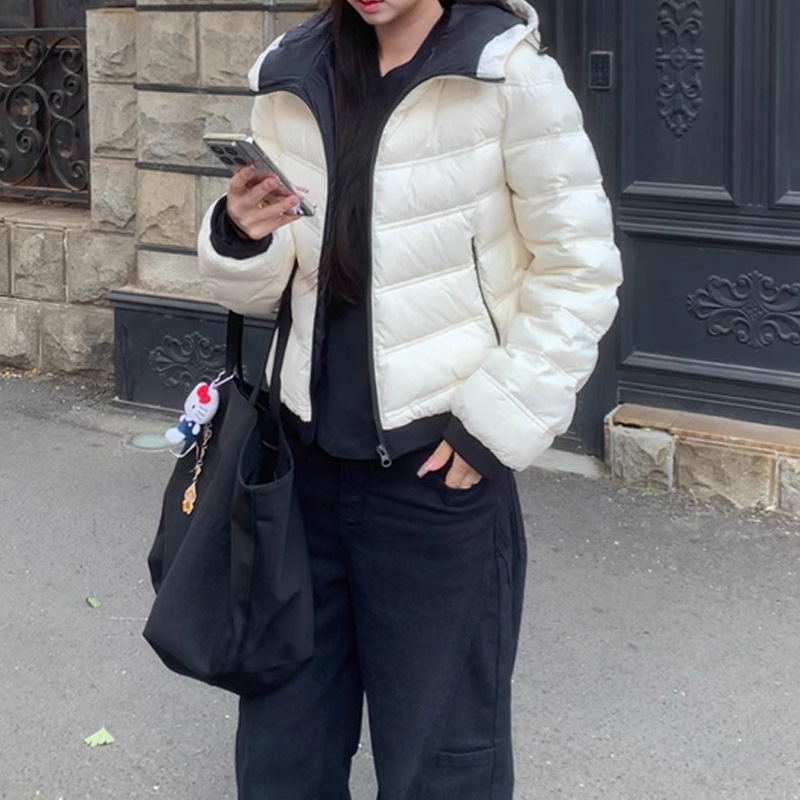 Zhongyue Travel Essentials: Seamless, Down-Filled, 90% White Duck Down, Ribbed down Jacket, Petite Size, Trendy Coat